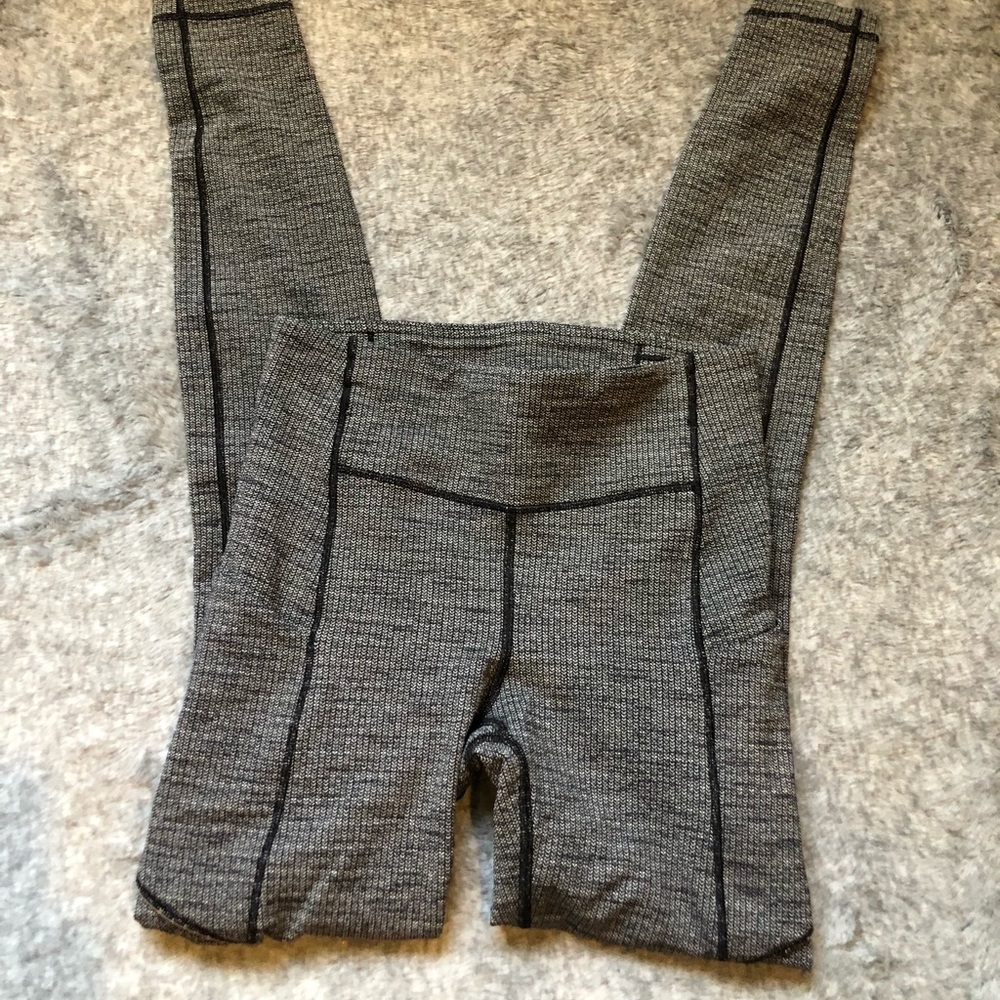 Lululemon Speed Up Tight 28" *Full-On Luxtreme